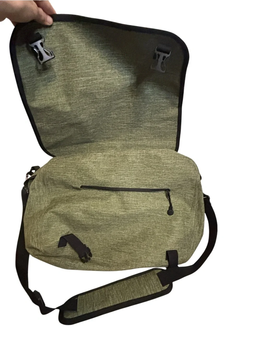 Body Glove Green Messenger Bag | Adjustable Crossbody Travel Bag